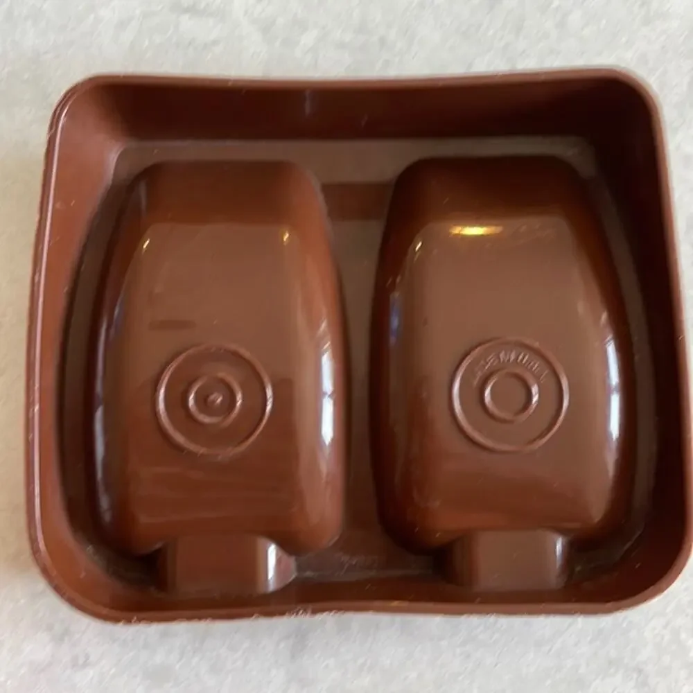 Vintage Tupperware spoon rest
